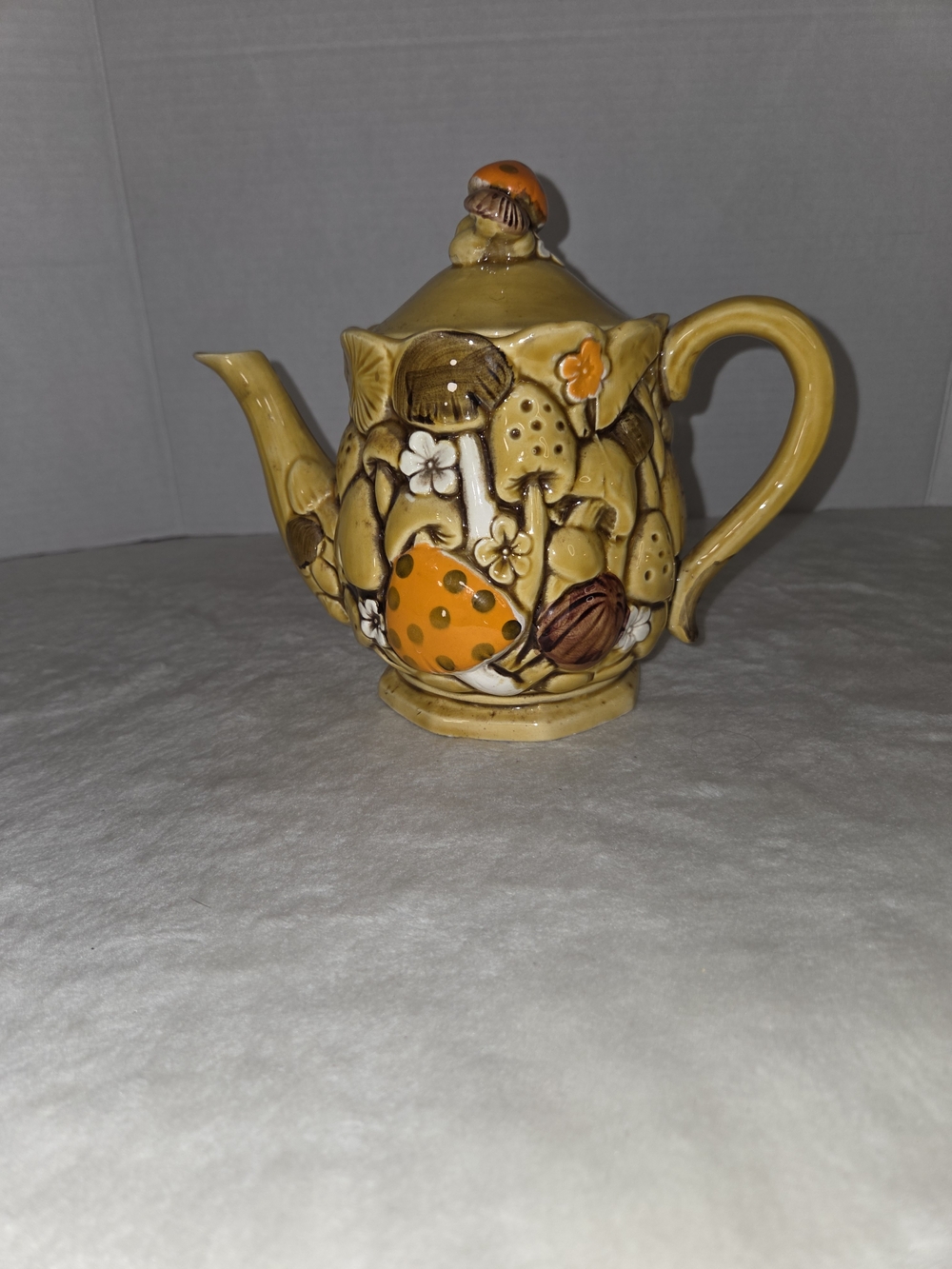 Vintage 1970s Fred Roberts Co Mushroom Teapot Japan Ceramic Cottagecore Retro